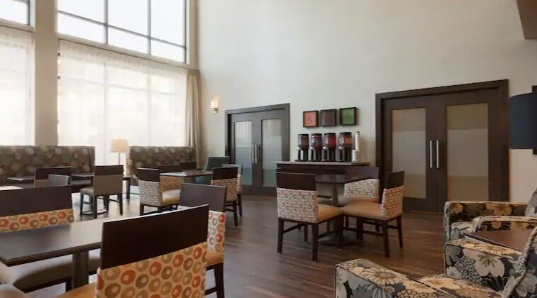 Hampton Inn & Suites Portland/Hillsboro-Evergreen Park Exterior foto